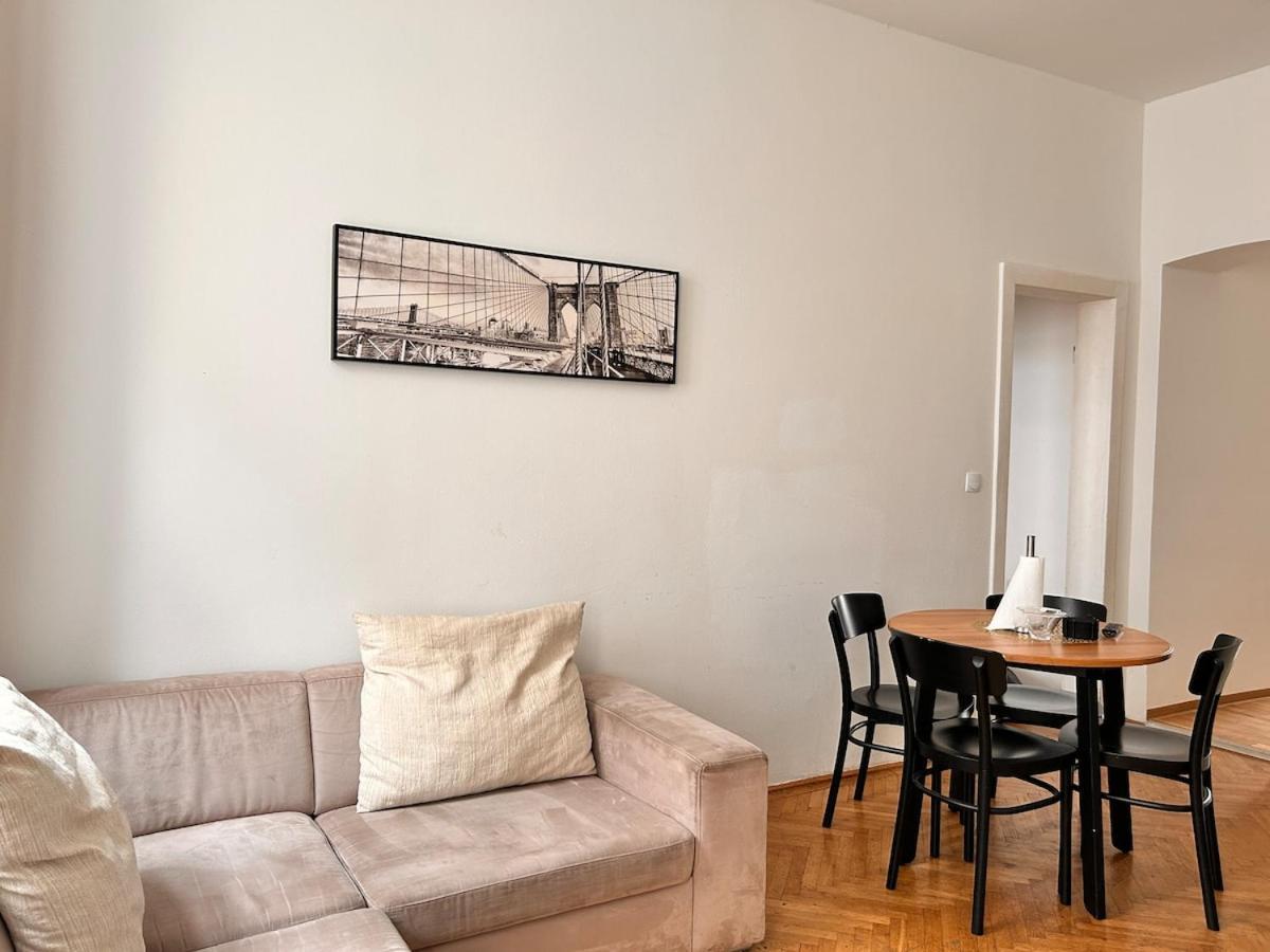 Spacious Central 4-Room Suite For 6 - Near Subway Wien Exteriör bild