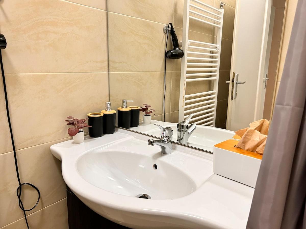 Spacious Central 4-Room Suite For 6 - Near Subway Wien Exteriör bild