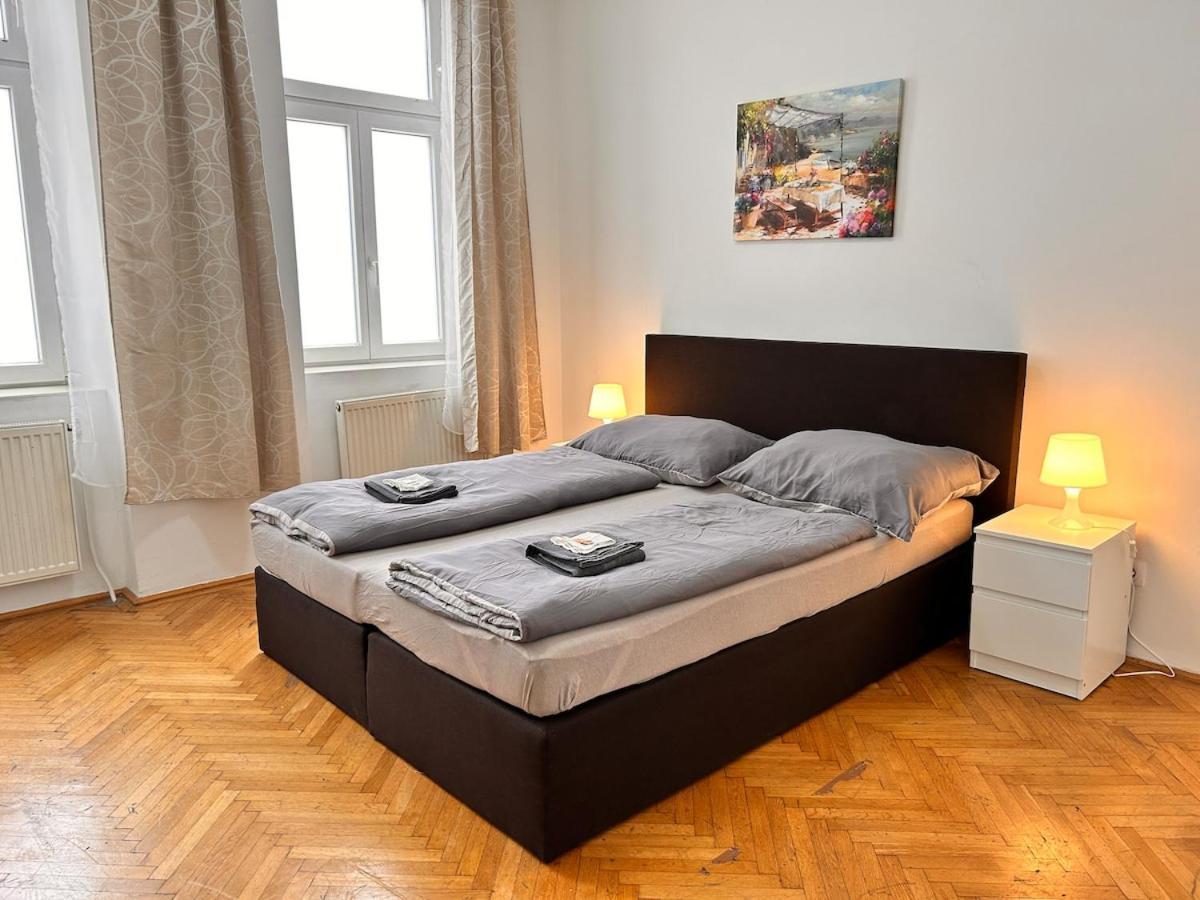 Spacious Central 4-Room Suite For 6 - Near Subway Wien Exteriör bild
